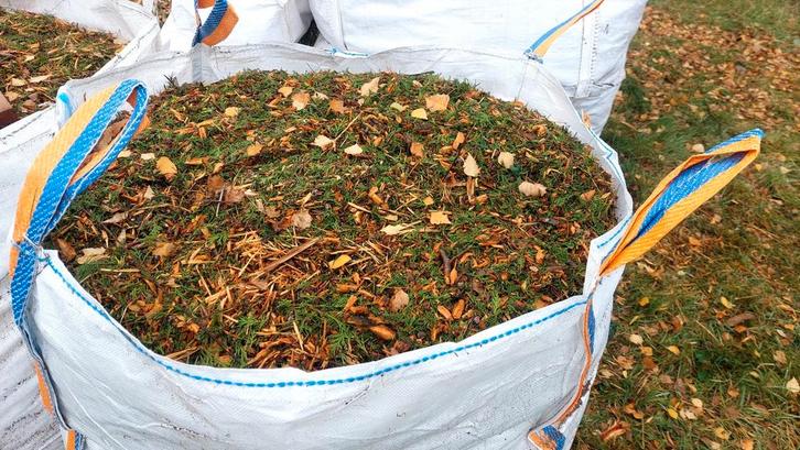 Coniferen houtsnipers te koop_ Copeaux de bois de coniféres, Tuin en Terras, Overige Tuin en Terras, Zo goed als nieuw, Ophalen