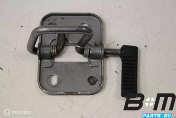 Windhaak voor motorkap Volkswagen Passat B8 Sedan 3G0823186 beschikbaar voor biedingen