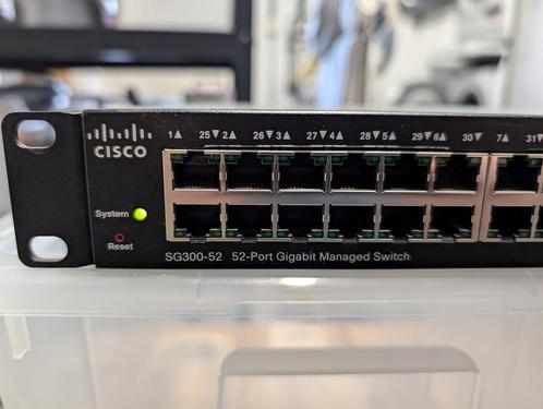 Cisco SG300-52 switch, Informatique & Logiciels, Commutateurs réseau, Utilisé, Enlèvement