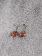 '80s vintage oorbellen met amber, Handtassen en Accessoires, Oorbellen, Hangers, Nieuw, Ophalen of Verzenden, Met edelsteen