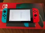 Nintendo switch met laadstand, Games en Spelcomputers, Ophalen of Verzenden