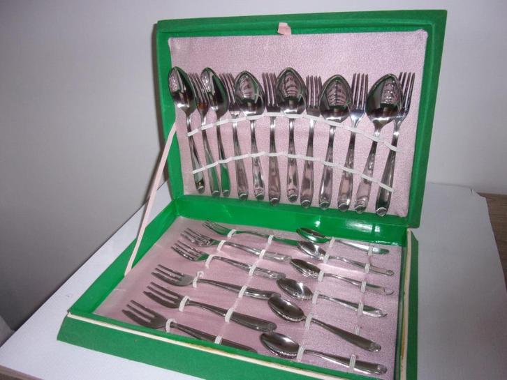 vintage bestek uit 1967, Antiek en Kunst, Antiek | Bestek, Ophalen of Verzenden