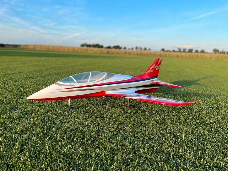 Sebart mini avanti s met stumax sm89-45, Hobby en Vrije tijd, Modelbouw | Radiografisch | Vliegtuigen, Zo goed als nieuw, Ophalen