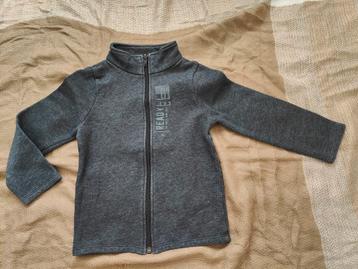 Vestje beschikbaar voor biedingen