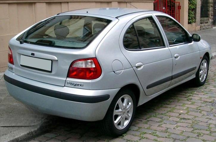 Renault megane 2004. Wij zoeken kabels.., Auto-onderdelen, Elektronica en Kabels, Renault, Gebruikt, Ophalen