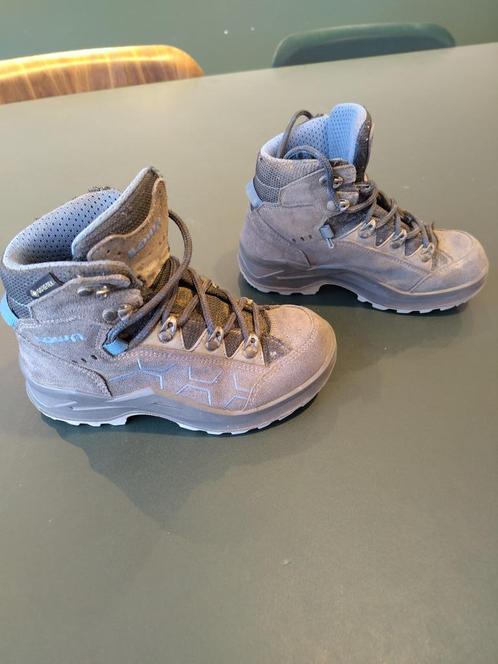 Stap/trekkingschoenen kind maat 31 LOWA, Sport en Fitness, Bergsport en Wandelen, Zo goed als nieuw, Schoenen, Ophalen