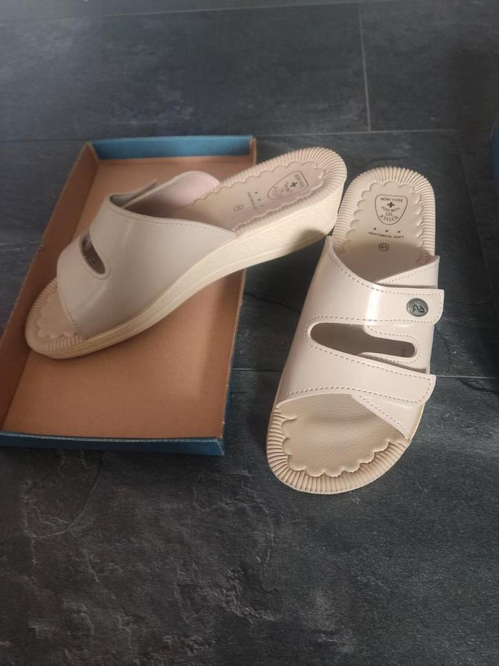 Nieuwe sandalen, Vêtements | Femmes, Chaussures, Enlèvement ou Envoi