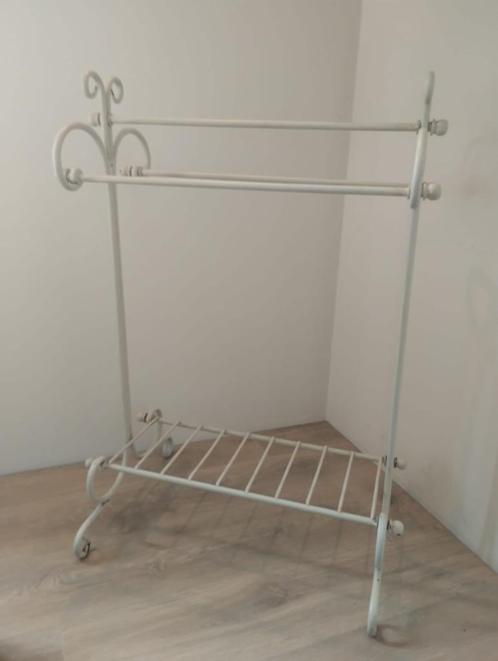 Decoratief / Metalen handdoekenrek, Huis en Inrichting, Badkamer | Badkamermeubels, Gebruikt, Overige typen, Minder dan 100 cm