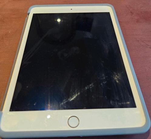 Apple Ipad Mini 4 - Met nieuw hoesje, zonder lader, Computers en Software, Apple iPads, Zo goed als nieuw, Ophalen of Verzenden
