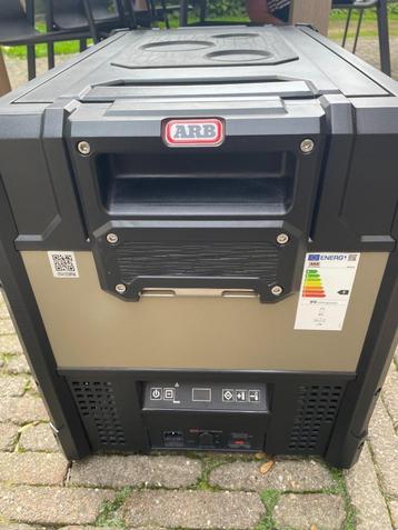 ARB compressor koelbox en vriezer 44L beschikbaar voor biedingen