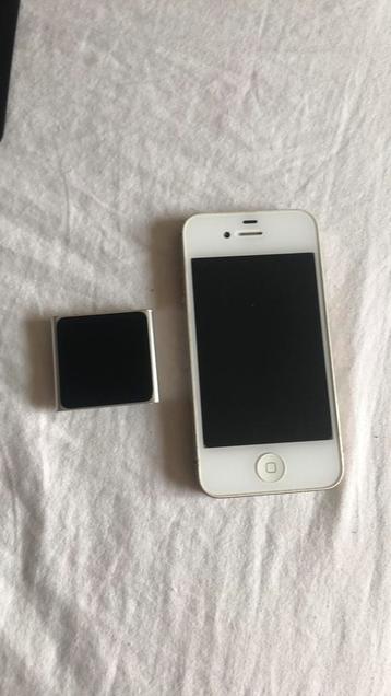 Apple iPhone 4 en iPod te koop werkt nog met kabel bij  disponible aux enchères