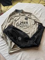 Survetement PSG, Enlèvement