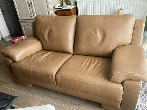 echt Lederen beige zetel 2 zit, Huis en Inrichting, Zetels | Zetels, Gebruikt, Rechte bank, Tweepersoons, 150 tot 200 cm, Minder dan 75 cm