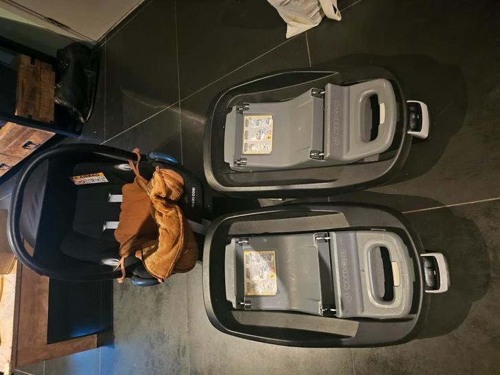 2x familyfix (isofix) + maxicosi + voetenzak Jollein, Kinderen en Baby's, Autostoeltjes, Gebruikt, Maxi-Cosi, Isofix, Ophalen