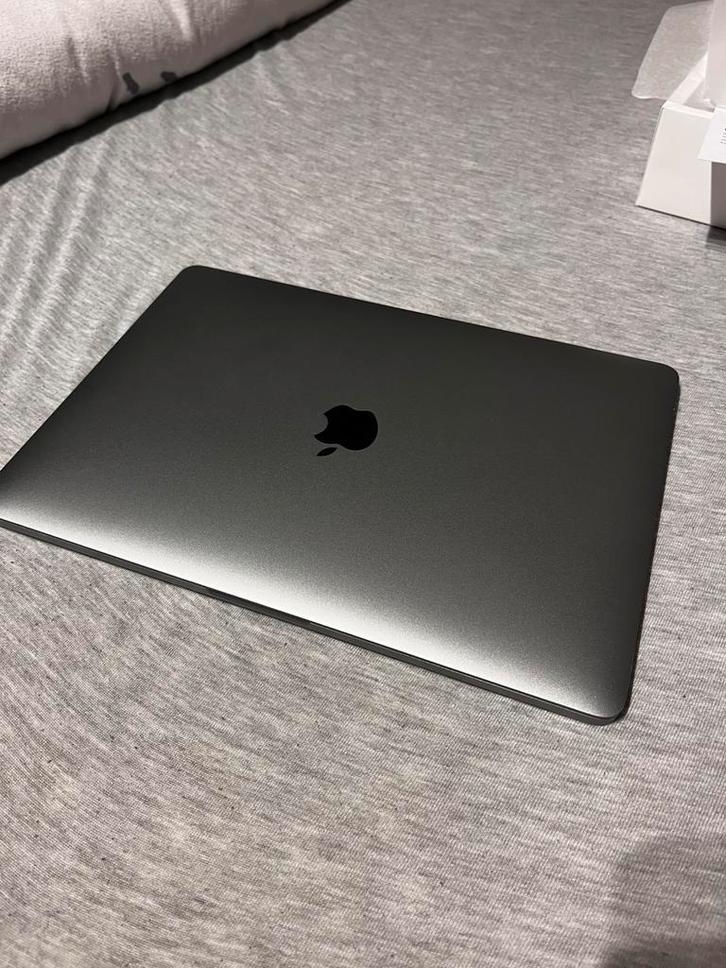 Macbook Pro M2 - 2022 - 13 pouces, Informatique & Logiciels, Apple Macbooks, Comme neuf, MacBook Pro, 13 pouces, 3 à 4 Ghz, 256 GB