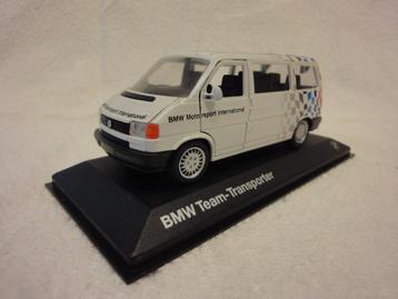 BMW Team transporter VW T4 1:43 BMW Motersport International beschikbaar voor biedingen