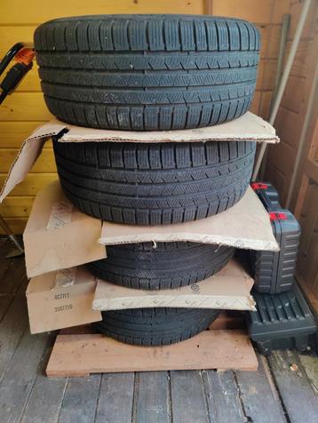 Set winterbanden met velg beschikbaar voor biedingen