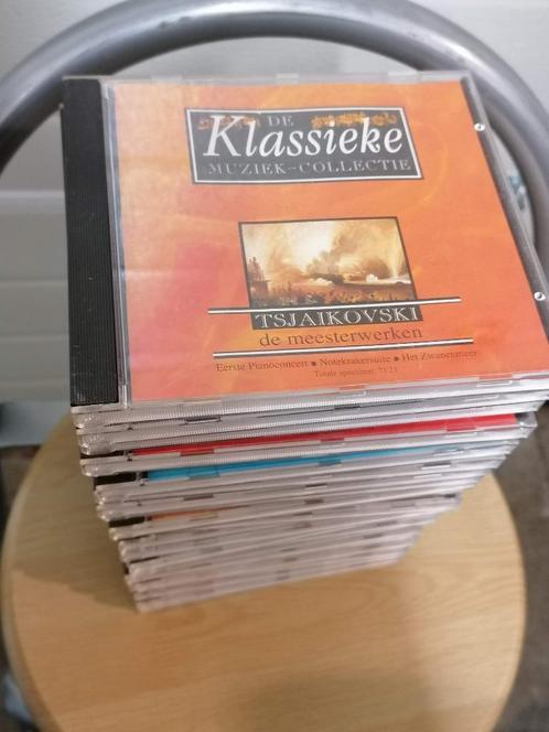 CD's "De Klassieke Muziek-Collectie" vol. 1 tot 24, CD & DVD, CD | Classique, Utilisé, Enlèvement ou Envoi