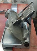 Vleessnijmachine, Ophalen