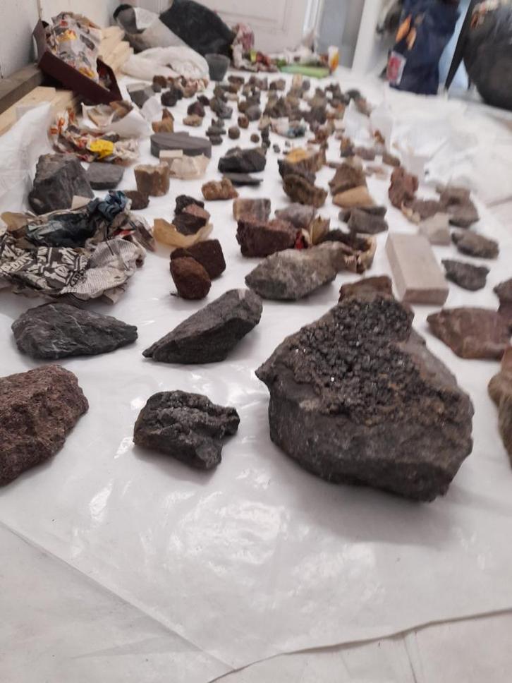 Volledige collectie mineralen, ertsen en fossielen, Verzamelen, Complete verzamelingen en Collecties, Ophalen