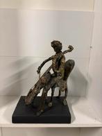 Gesigneerd kunstbeeld cellist – Cré Prinse (2003) – Twisk, Ophalen, Zo goed als nieuw