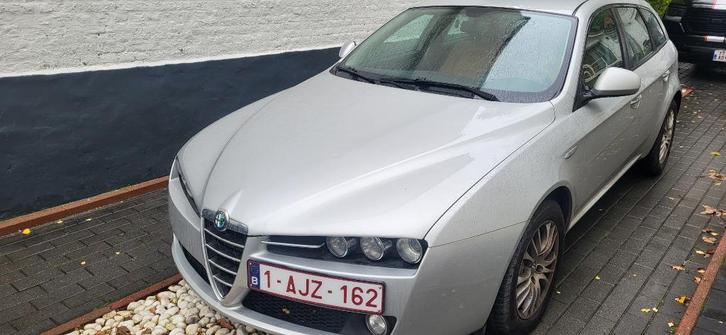 Belle Alfa 159 2.0 Jtdm 163 cv  prete a immatriculer, Auto's, Alfa Romeo, Particulier, ABS, Airbags, Airconditioning, Alarm, Boordcomputer