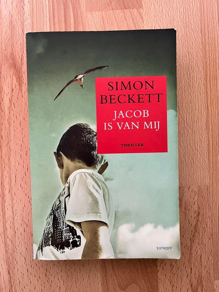 Simon Beckett - Jacob is van mij, Boeken, Thrillers, Zo goed als nieuw, Ophalen of Verzenden