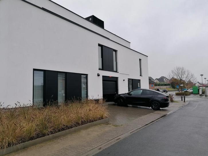 Te huur veilige ondergrondse bergingen in Burst Erpe-Mere, Immo, Appartementen en Studio's te huur, Brussel