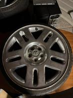 Dodge Ram velgen met band, Ophalen, Zo goed als nieuw