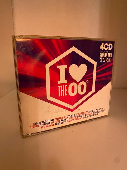 I Love The 00'S - Belgium 2019, CD & DVD, CD | Dance & House, Utilisé, Coffret, Envoi