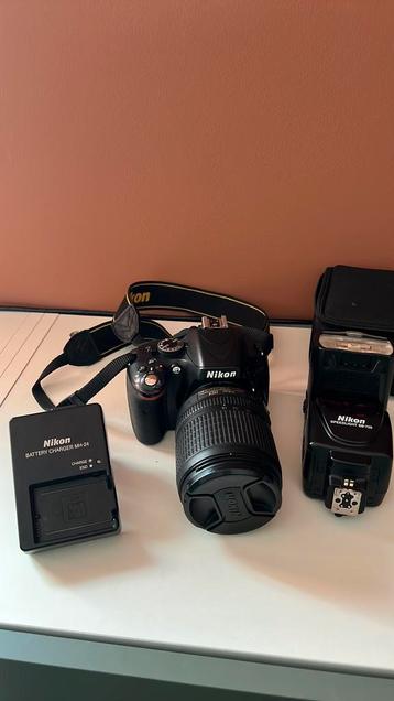 Nikon D5100 + speedlight sb700 beschikbaar voor biedingen