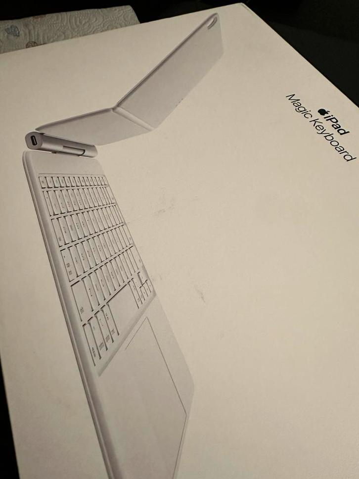 Apple Magic-toetsenbord, Computers en Software, Toetsenborden, Azerty, Ophalen of Verzenden