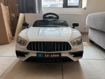 Elektrische Auto Mercedes beschikbaar voor biedingen