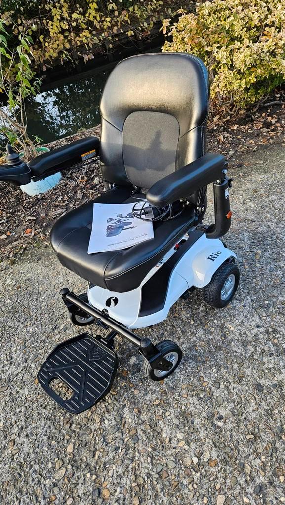 Elektrische rolstoel Rascal Rio, demontabel! Nieuwstaat!, Diversen, Rolstoelen, Zo goed als nieuw, Elektrische rolstoel, Inklapbaar