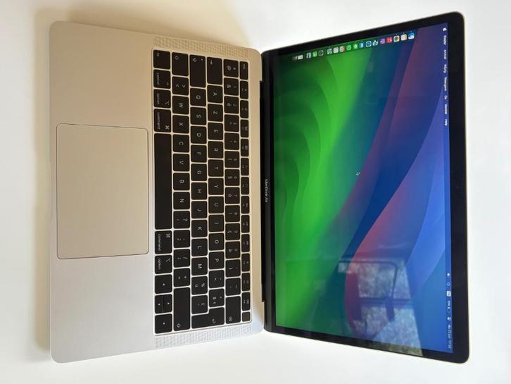 MacBook Air 13 inch mid 2019 256 GB, Computers en Software, Apple Macbooks, Zo goed als nieuw, MacBook Air, 13 inch, Minder dan 2 Ghz