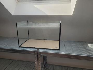 glazen aquarium 45 liter beschikbaar voor biedingen