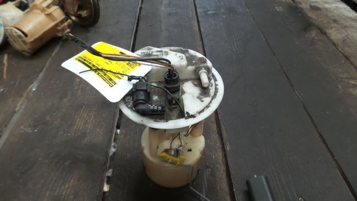 Benzinepomp van een Renault Clio, Auto-onderdelen, Brandstofsystemen, Renault, Gebruikt, 3 maanden garantie, Ophalen of Verzenden