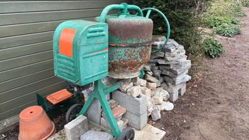 Beton molen + reserve motor beschikbaar voor biedingen