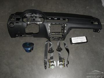 SKODA RAPID , SPACEBACK  airbag set dashboard gordels 2013+ beschikbaar voor biedingen