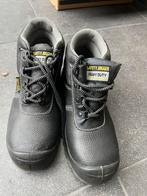 Werkschoenen, mat 40. ( Niuw), Doe-het-zelf en Bouw, Veiligheidskleding, Ophalen of Verzenden, Zo goed als nieuw