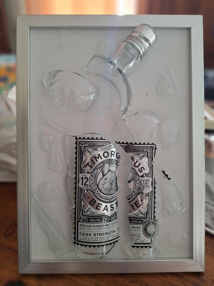 epoxy bottle art Timorous Beastie whisky, Antiek en Kunst, Kunst | Schilderijen | Modern, Ophalen of Verzenden