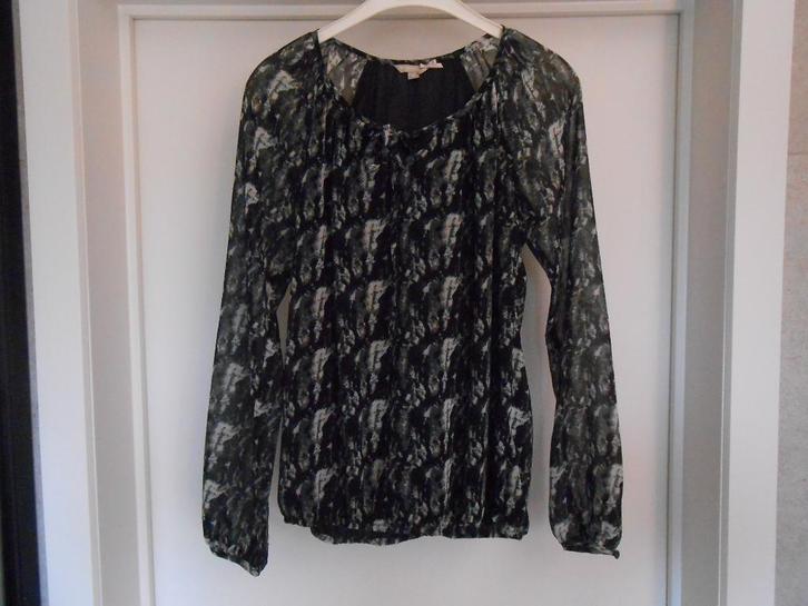 Très beau lot de vêtements pour femmes taille 38 (M) 14 st., Vêtements | Femmes, Packs de vêtements pour femmes, Taille 38/40 (M)