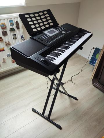 Clavier Medeli A810 + support et manuel, 61 touches, Connexion MIDI, Comme neuf, Enlèvement