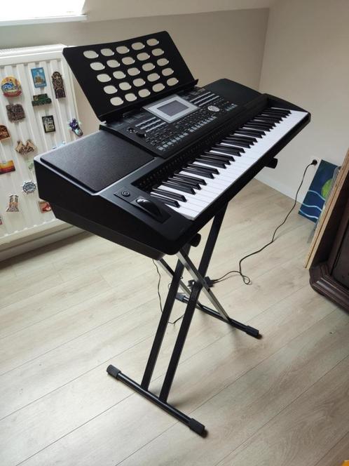 Medeli A810 Keyboard + standaard + opbergtas & handleiding, Muziek en Instrumenten, Keyboards, Zo goed als nieuw, 61 toetsen, Medeli