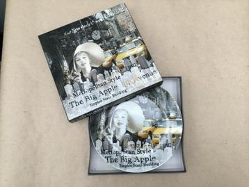 Set van 2 kleine borden in porselein Marilyn Monroe  beschikbaar voor biedingen