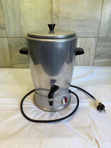 retro electrische waterkoker/dispenser met kraan 5L beschikbaar voor biedingen