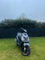 Piaggio zip 2t 70cc, Fietsen en Brommers, Ophalen, Zip, Klasse A (25 km/u), Zo goed als nieuw