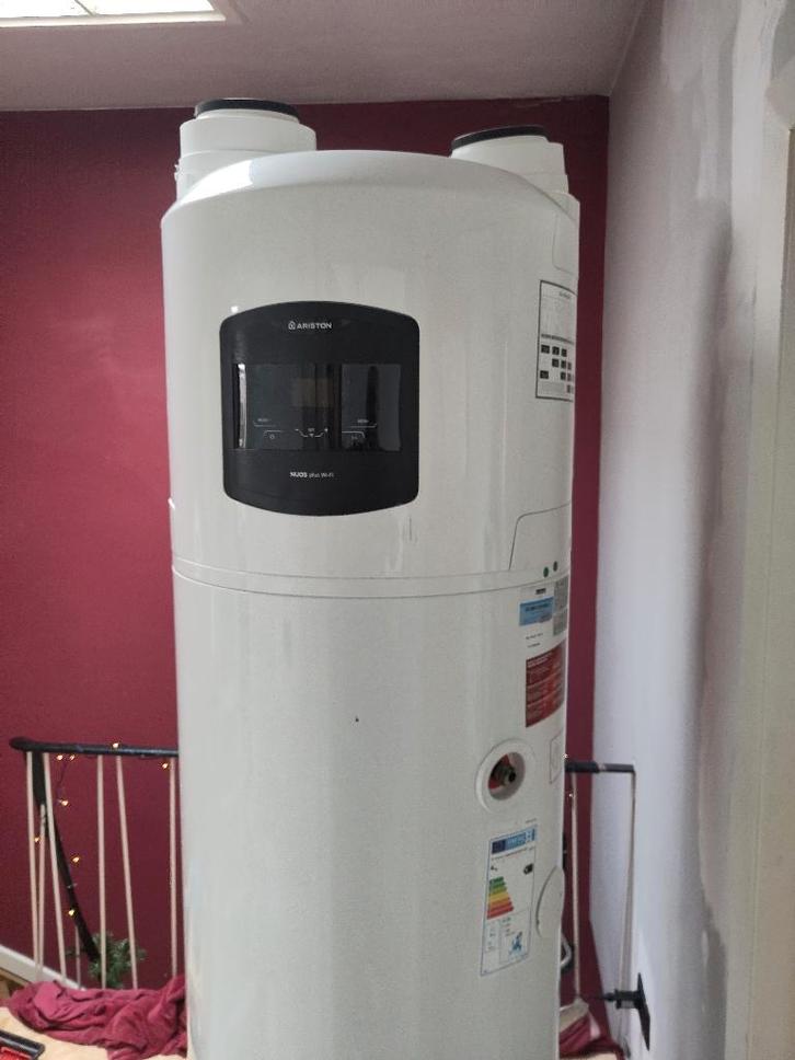 Warmtepompboiler Ariston Nuos Plus WIFI 250l, Doe-het-zelf en Bouw, Chauffageketels en Boilers, Zo goed als nieuw, Boiler, 100 liter of meer