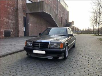 Voiture ancienne Mercedes 190E 2.0 essence 1988