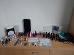 nagels  spullen met verijdbare koffer zie foto,s, Handtassen en Accessoires, Ophalen of Verzenden, Zo goed als nieuw